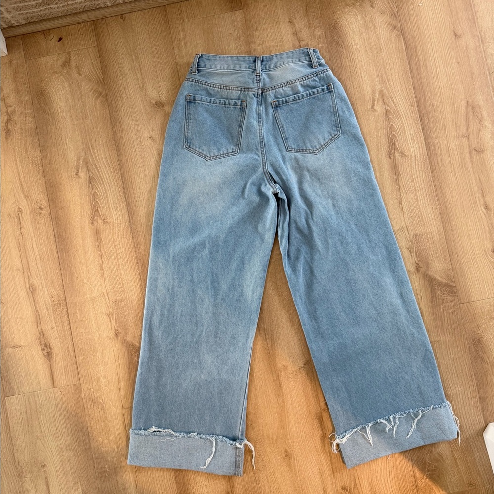 Le Lis Light Blue Wide-Leg Patch Pocket Jeans - Picture 11 of 13
